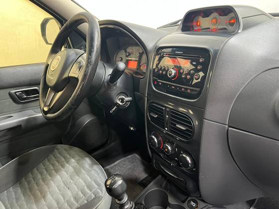 FIAT PALIO 1.8 MPI ADVENTURE WEEKEND 16V FLEX 4P MANUAL
